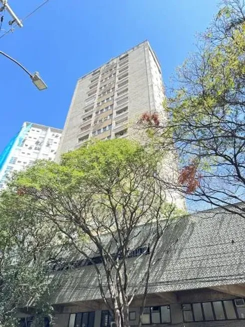 Foto 1 de Apartamento com 1 Quarto para alugar, 45m² em Santa Efigênia, Belo Horizonte