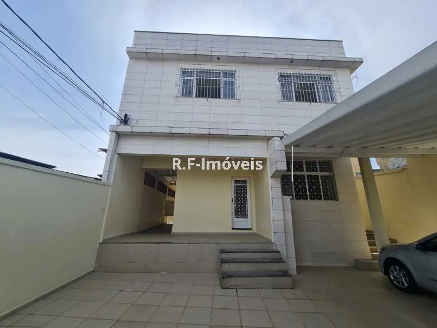Foto 1 de Casa com 6 Quartos à venda, 200m² em Bento Ribeiro, Rio de Janeiro