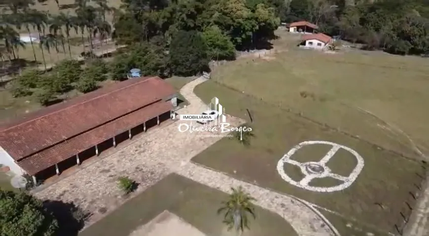 Foto 1 de Fazenda/Sítio com 3 Quartos à venda, 120m² em Zona Rural, Corumbá de Goiás