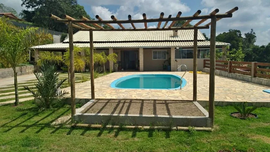 Foto 1 de Fazenda/Sítio com 3 Quartos à venda, 350m² em Centro, Gravatá