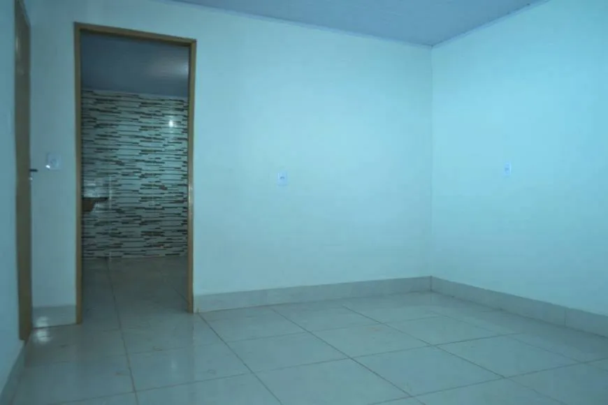 Foto 1 de Casa com 2 Quartos para venda ou aluguel, 60m² em Pirajá, Salvador