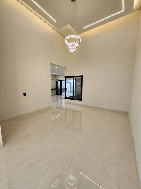 Foto 1 de Casa com 3 Quartos à venda, 275m² em Plano Diretor Sul, Palmas