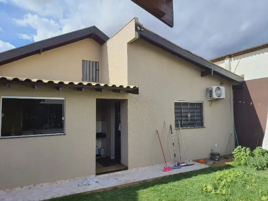 Foto 1 de Casa com 2 Quartos à venda, 140m² em Fazenda Santo Antonio, São José