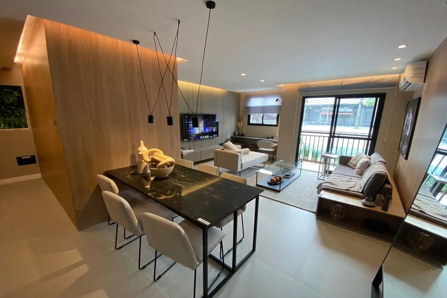 Foto 1 de Apartamento com 2 Quartos à venda, 45m² em Del Castilho, Rio de Janeiro
