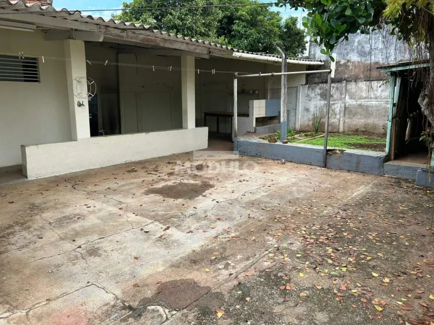 Foto 1 de Casa com 3 Quartos à venda, 100m² em Luizote de Freitas, Uberlândia