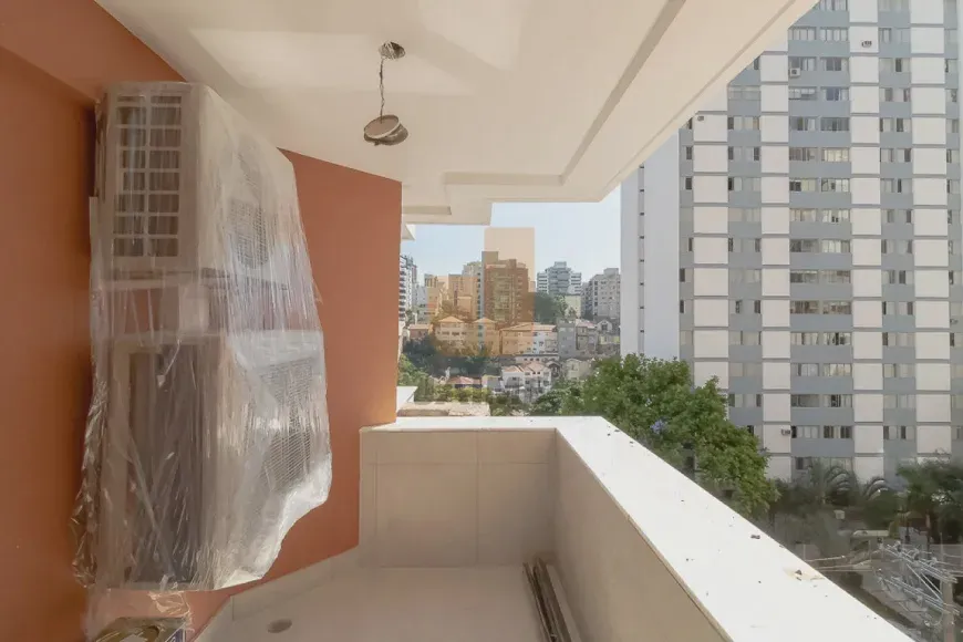 Foto 1 de Apartamento com 3 Quartos para alugar, 104m² em Higienópolis, São Paulo