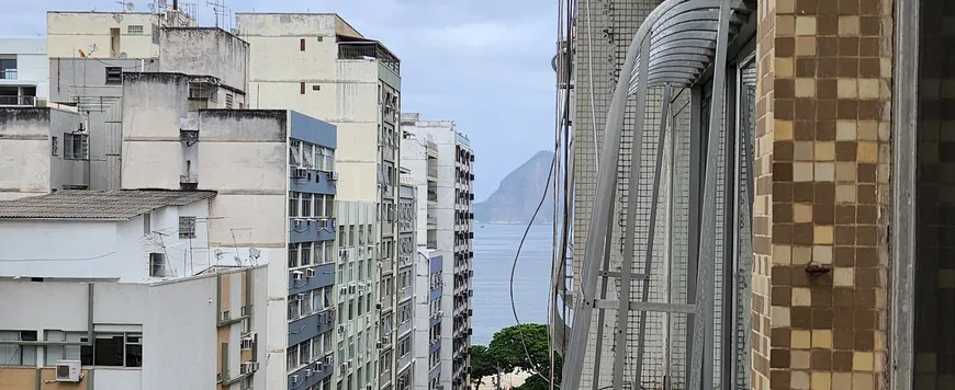 Foto 1 de Apartamento com 3 Quartos para alugar, 130m² em Icaraí, Niterói