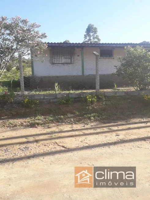 Foto 1 de Fazenda/Sítio com 2 Quartos à venda, 1200m² em , Córrego Fundo