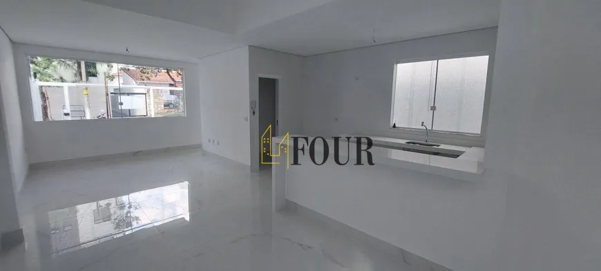 Foto 1 de Casa com 3 Quartos à venda, 180m² em Castelo, Belo Horizonte