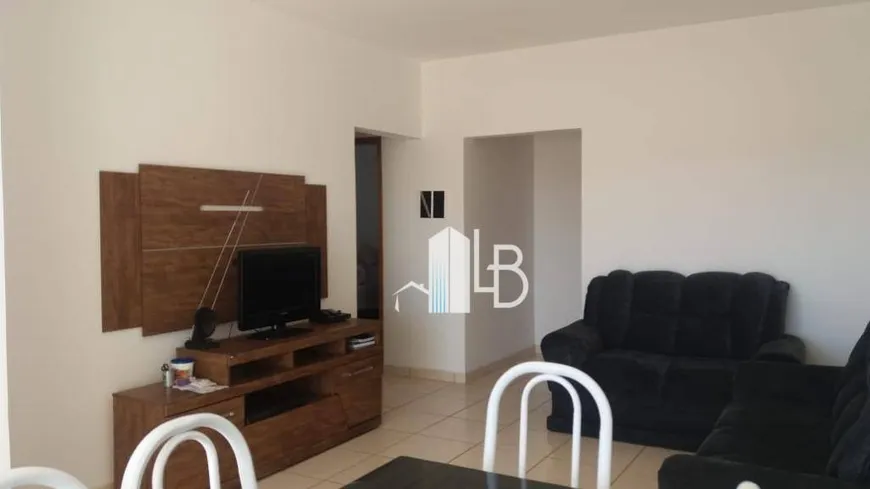 Foto 1 de Apartamento com 2 Quartos à venda, 70m² em Jardim Europa, Uberlândia