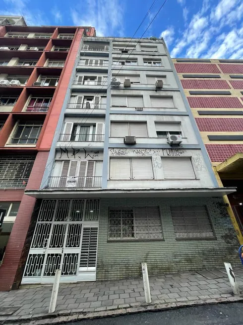 Foto 1 de Apartamento com 3 Quartos para alugar, 120m² em Centro Histórico, Porto Alegre