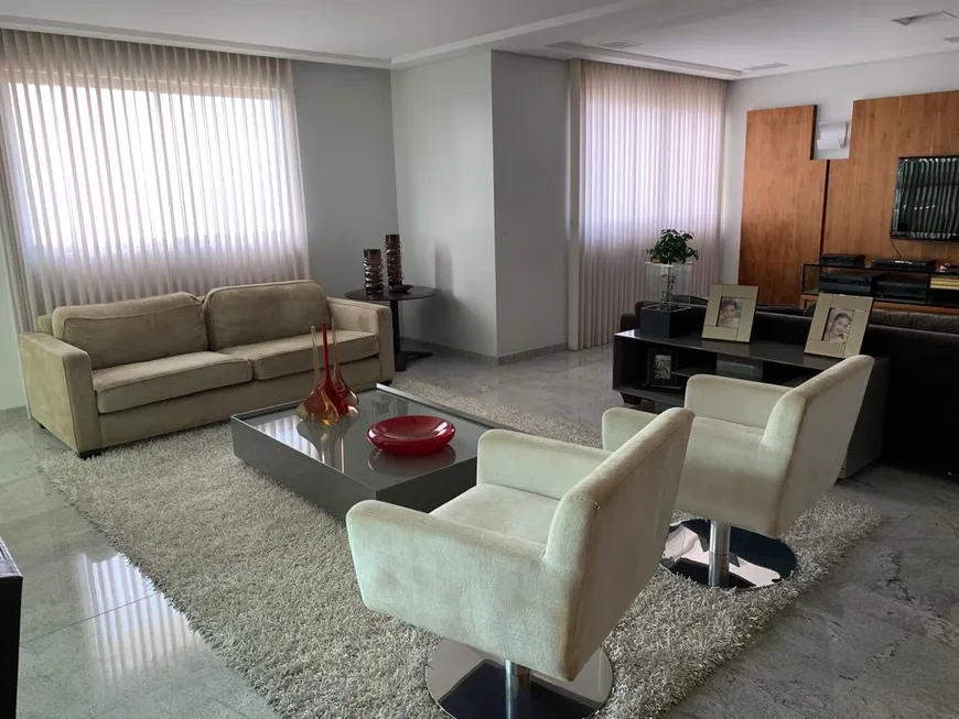 Foto 1 de Apartamento com 4 Quartos à venda, 208m² em Torre, Recife