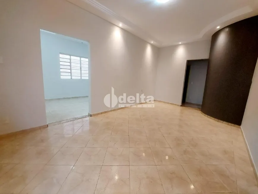 Foto 1 de Casa com 3 Quartos à venda, 150m² em Centro, Uberlândia