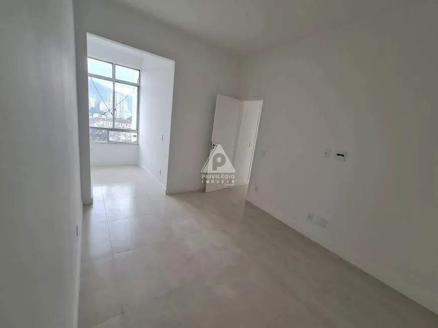 Foto 1 de Apartamento com 2 Quartos à venda, 80m² em Vila Isabel, Rio de Janeiro