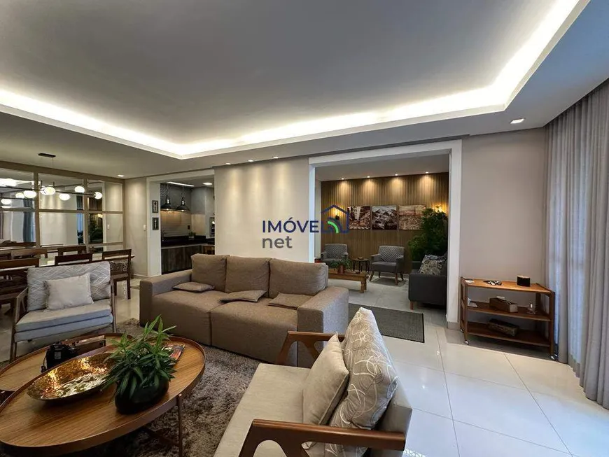 Foto 1 de Apartamento com 4 Quartos à venda, 227m² em Castelo, Belo Horizonte