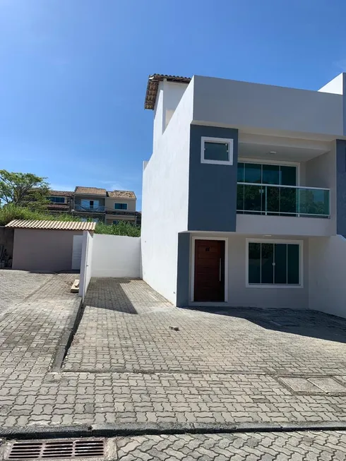 Foto 1 de Casa de Condomínio com 3 Quartos à venda, 120m² em São Marcos, Macaé