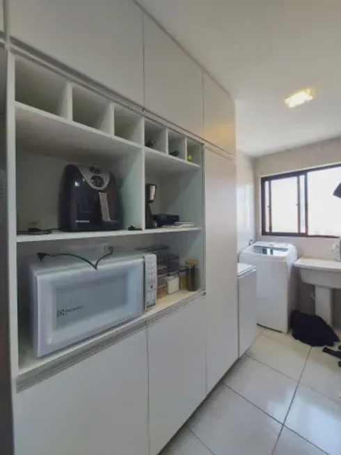 Foto 1 de Apartamento com 3 Quartos à venda, 68m² em Boa Viagem, Recife