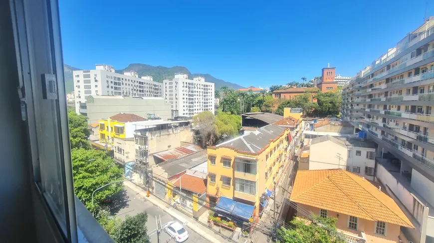 Foto 1 de Apartamento com 1 Quarto à venda, 45m² em Praça da Bandeira, Rio de Janeiro