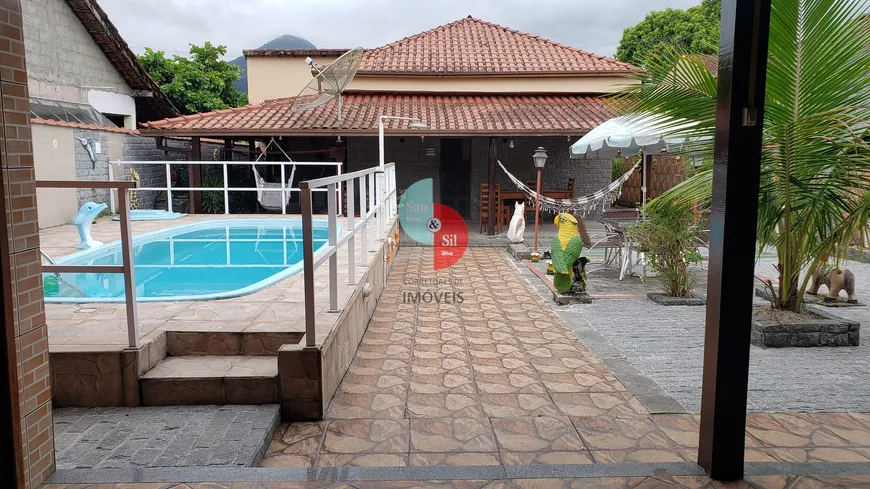 Foto 1 de Casa com 4 Quartos à venda, 172m² em Paiol, Guapimirim