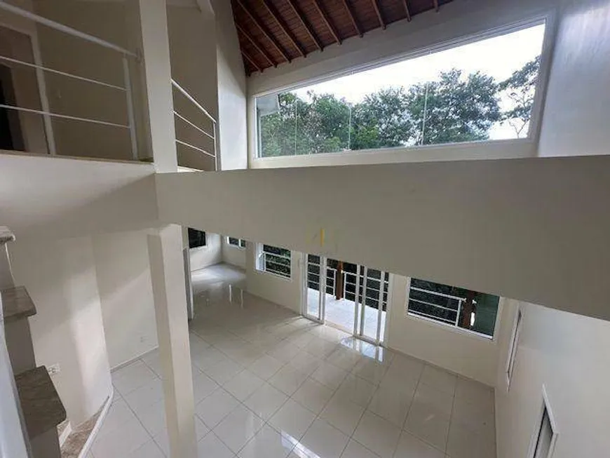 Foto 1 de Casa de Condomínio com 3 Quartos à venda, 380m² em Tarumã, Santana de Parnaíba