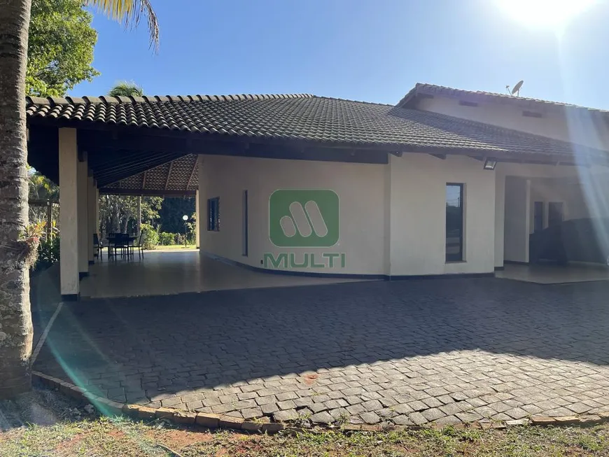 Foto 1 de Casa de Condomínio com 4 Quartos para alugar, 535m² em Morada do Sol, Uberlândia