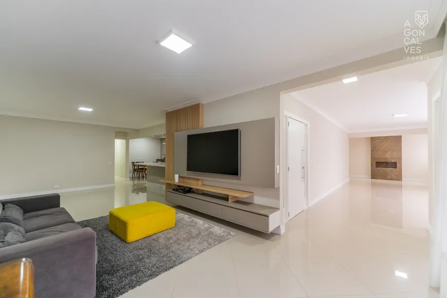 Foto 1 de Apartamento com 4 Quartos à venda, 254m² em Bigorrilho, Curitiba
