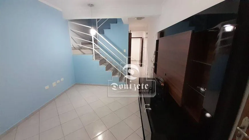 Foto 1 de Sobrado com 3 Quartos à venda, 88m² em Campestre, Santo André