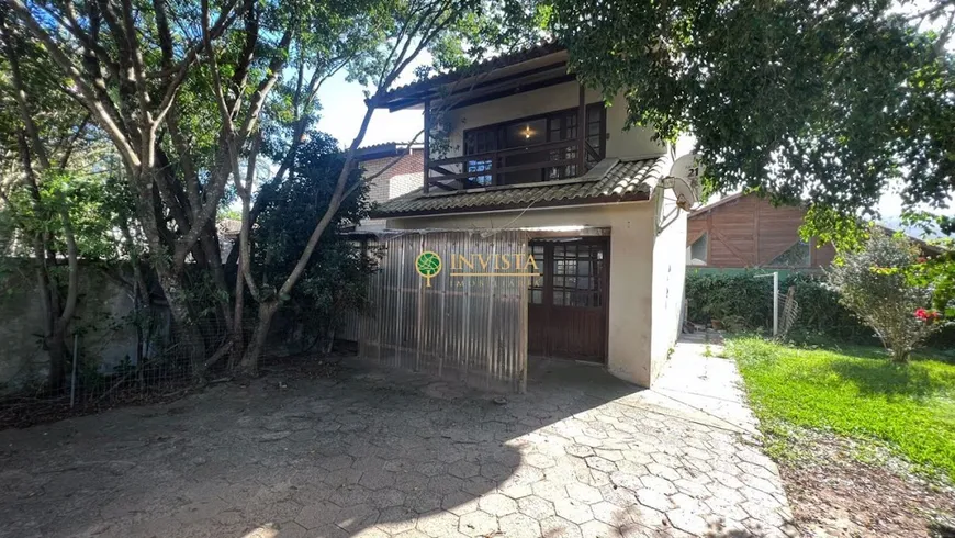 Foto 1 de Casa com 2 Quartos à venda, 391m² em Rio Tavares, Florianópolis