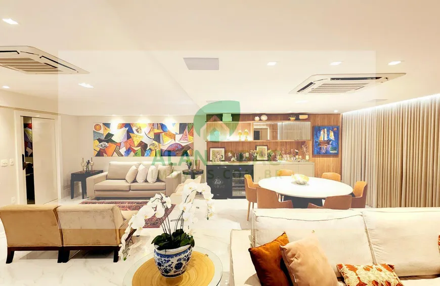 Foto 1 de Apartamento com 4 Quartos à venda, 204m² em Horto Florestal, Salvador