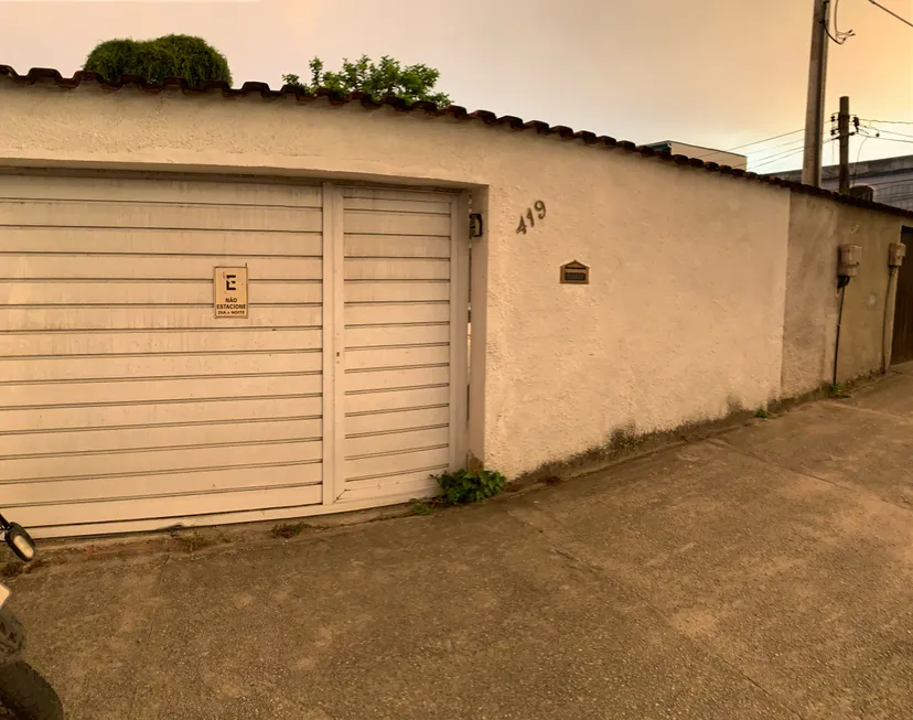 Foto 1 de Casa com 2 Quartos para alugar, 75m² em Campo Grande, Rio de Janeiro