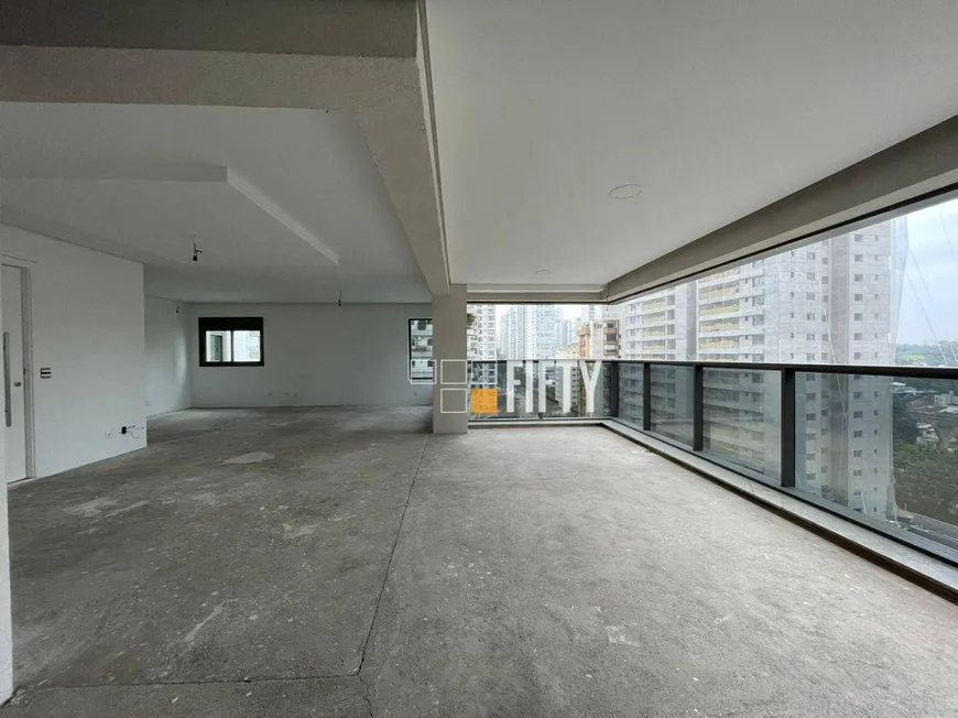 Foto 1 de Apartamento com 3 Quartos à venda, 192m² em Brooklin, São Paulo