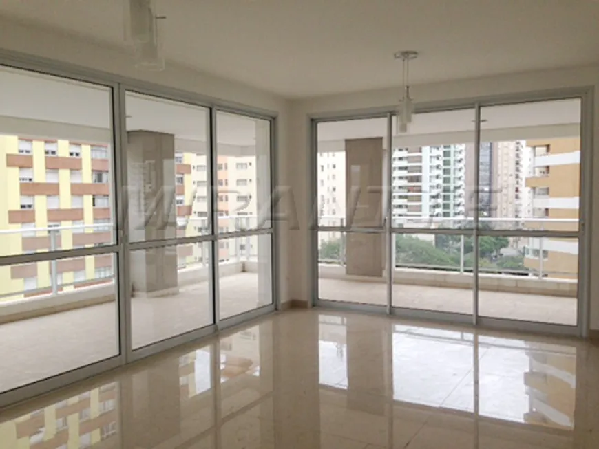 Foto 1 de Apartamento com 3 Quartos à venda, 195m² em Santana, São Paulo