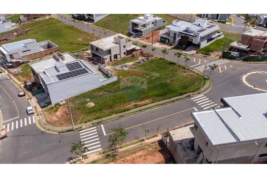 Foto 1 de Lote/Terreno à venda, 738m² em Salvaterra, Juiz de Fora