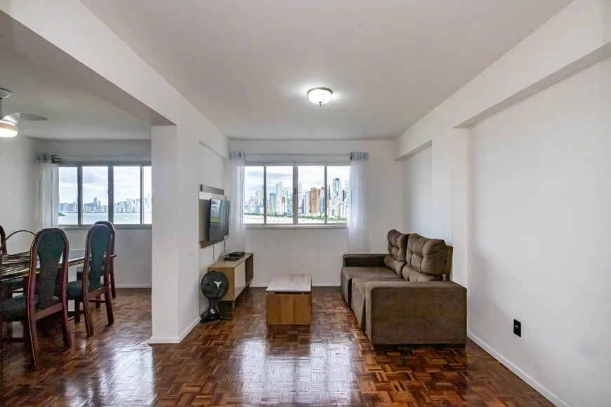 Foto 1 de Apartamento com 3 Quartos à venda, 155m² em Pioneiros, Balneário Camboriú