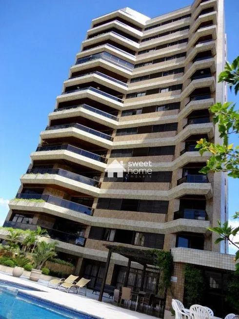 Foto 1 de Apartamento com 3 Quartos à venda, 289m² em Parque São Paulo, Cascavel