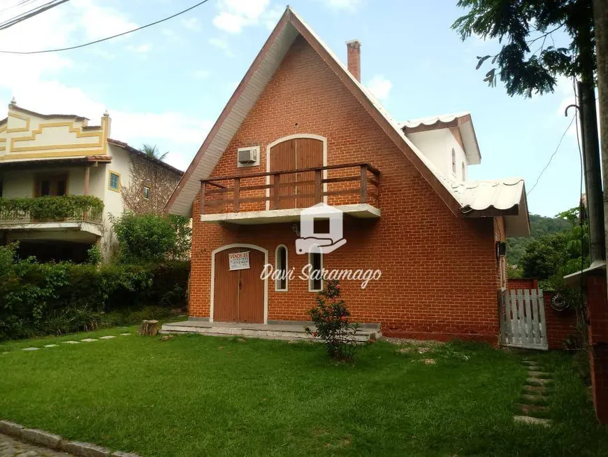 Foto 1 de Casa de Condomínio com 4 Quartos à venda, 250m² em Pendotiba, Niterói