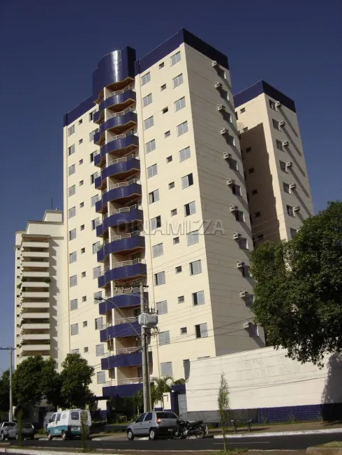 Foto 1 de Apartamento com 3 Quartos à venda, 90m² em Santa Maria, Uberaba