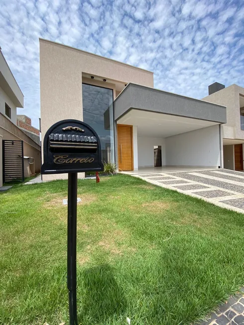 Foto 1 de Casa com 3 Quartos à venda, 158m² em Jardins Bolonha, Senador Canedo