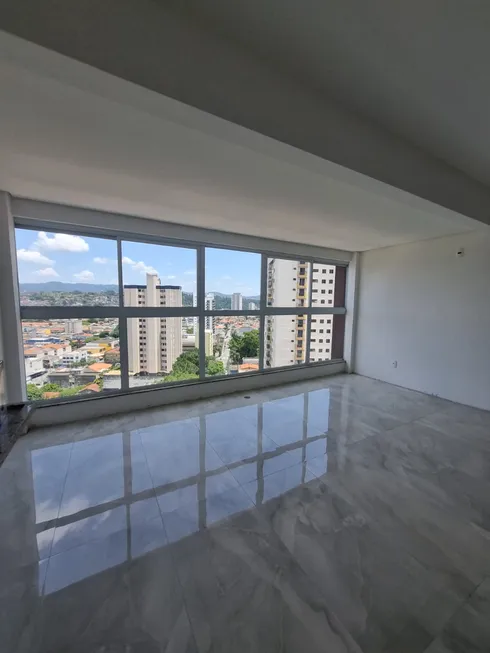 Foto 1 de Apartamento com 3 Quartos à venda, 200m² em Vila Galvão, Guarulhos