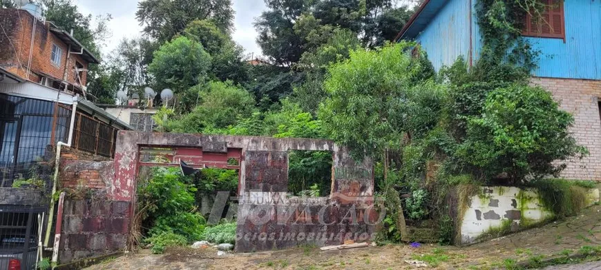 Foto 1 de Lote/Terreno à venda em Medianeira, Caxias do Sul