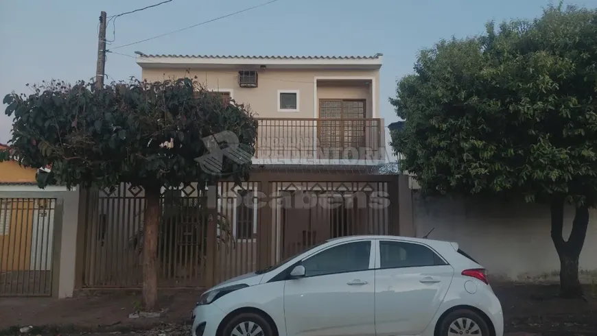 Foto 1 de Casa com 3 Quartos à venda, 189m² em Parque Industrial, São José do Rio Preto