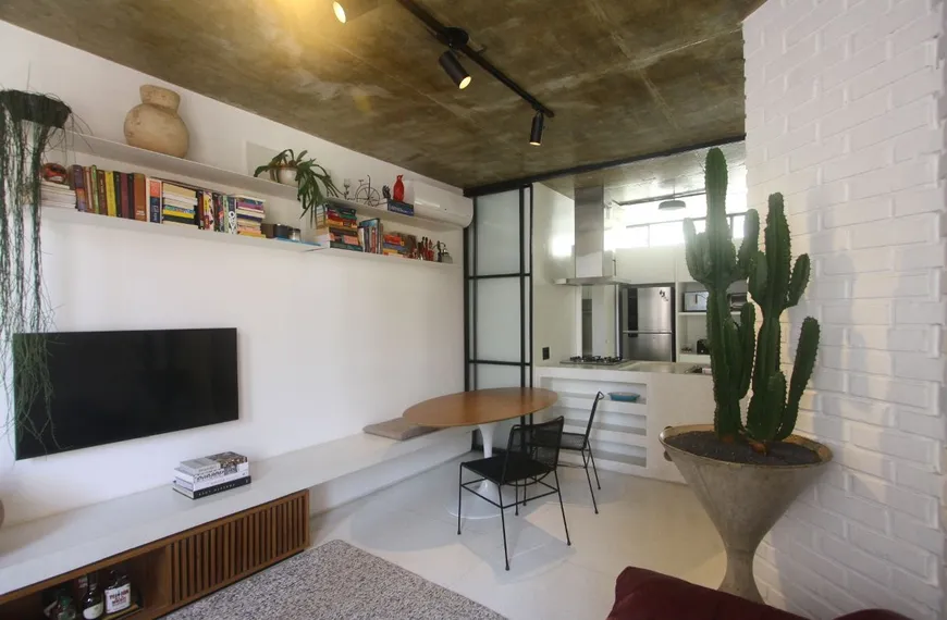 Foto 1 de Apartamento com 1 Quarto à venda, 46m² em Funcionários, Belo Horizonte