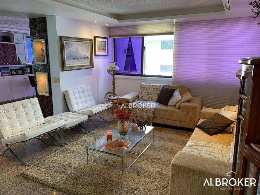 Foto 1 de Apartamento com 4 Quartos à venda, 438m² em Mucuripe, Fortaleza