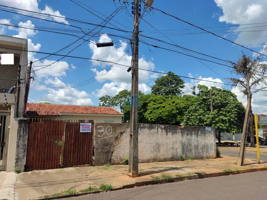 Foto 1 de Casa com 1 Quarto à venda, 242m² em Cidade Universitaria, Presidente Prudente