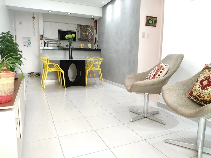 Foto 1 de Apartamento com 2 Quartos para alugar, 80m² em Alphaville, Salvador