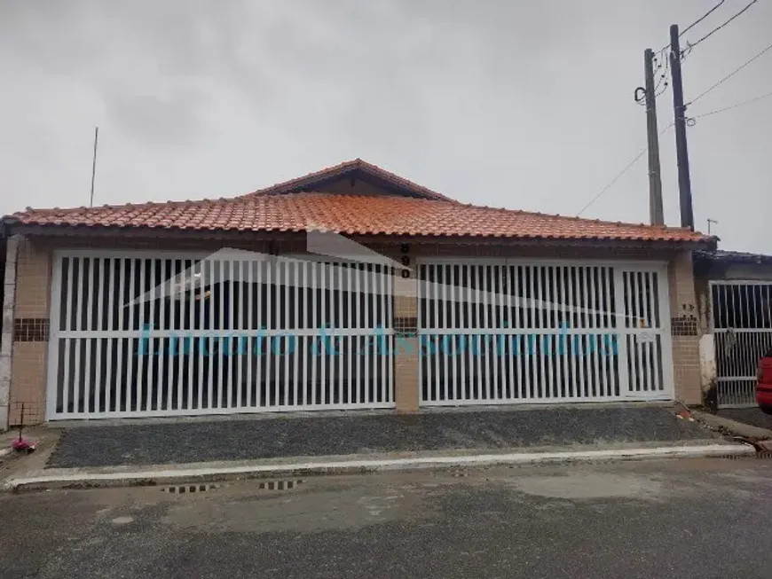 Foto 1 de Casa de Condomínio com 2 Quartos à venda, 35m² em Mirim, Praia Grande