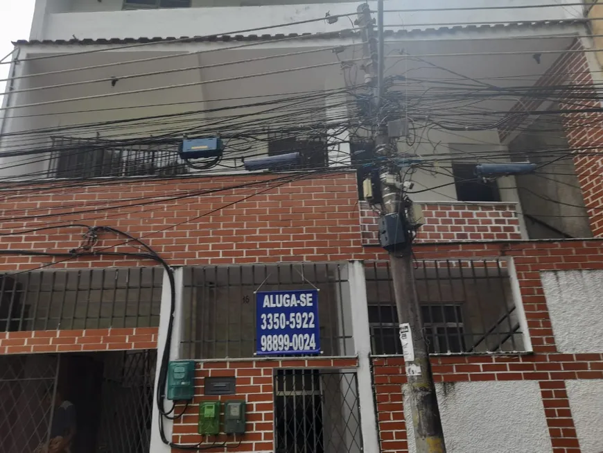 Foto 1 de Casa de Condomínio com 2 Quartos para alugar, 80m² em  Vila Valqueire, Rio de Janeiro