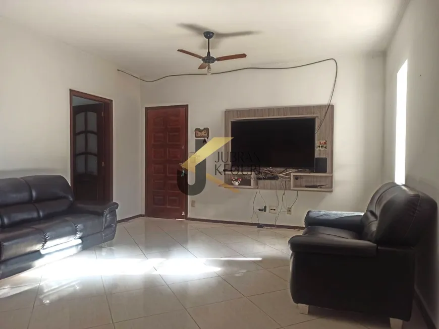 Foto 1 de Casa com 3 Quartos à venda, 141m² em Jardim Nova Europa, Campinas