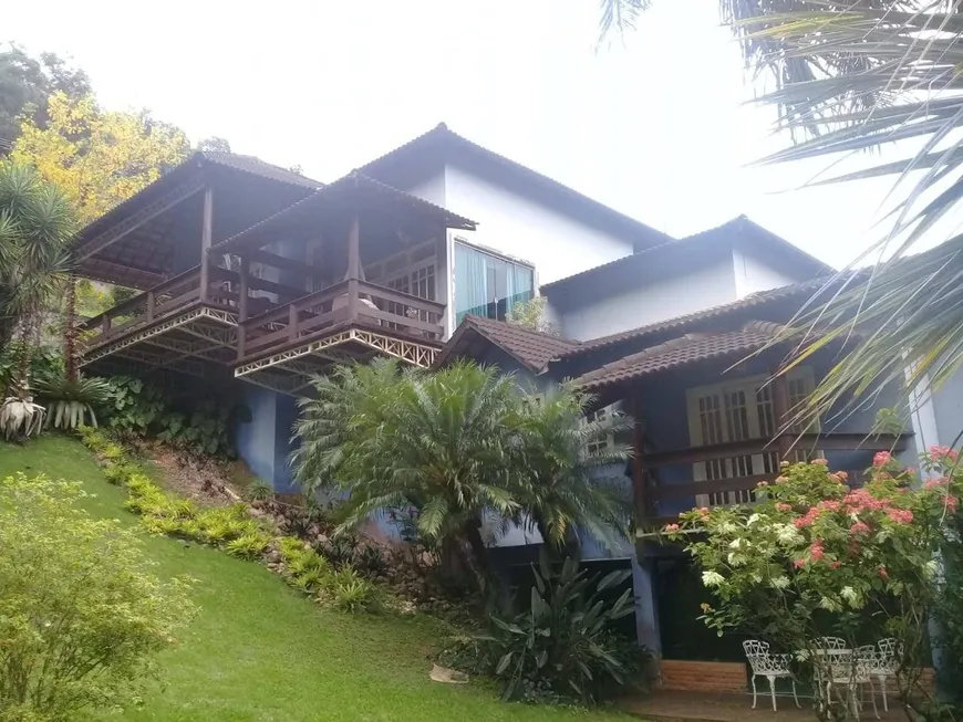 Foto 1 de Casa de Condomínio com 3 Quartos à venda, 520m² em Engenho do Mato, Niterói