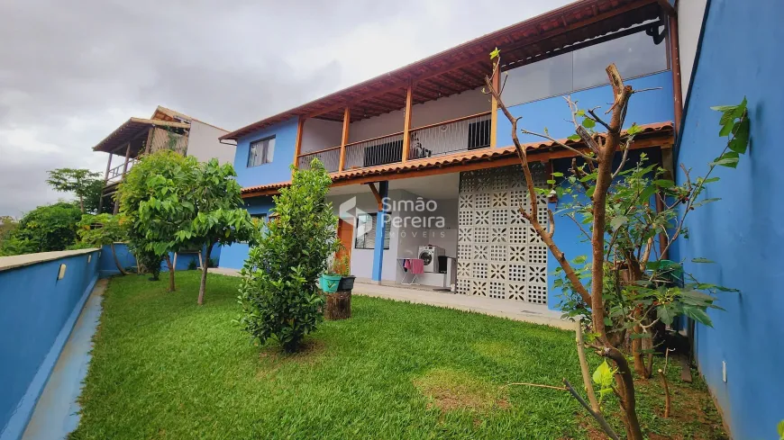 Foto 1 de Casa com 3 Quartos à venda, 240m² em Jóquei Clube, Juiz de Fora